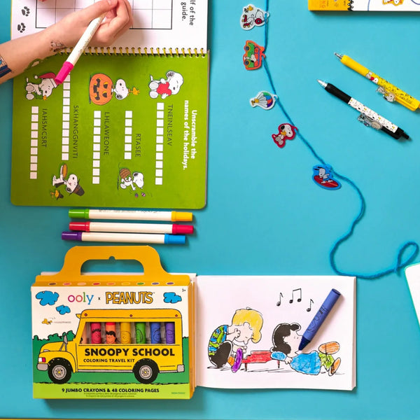 Ooly x Peanuts Snoopy School Colouring Travel Kit & Crayons