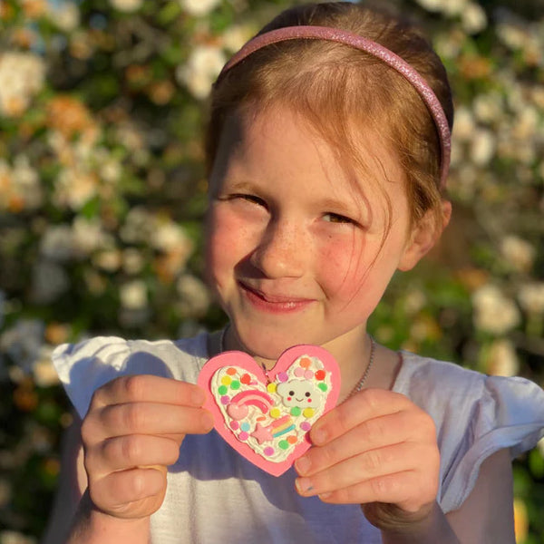 Tiger Tribe Decorama Heart Necklace Kit