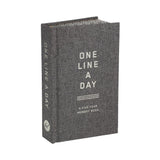 Chronicle Books One Line a Day: A Five-Year Memory Book, Charcoal Canvas