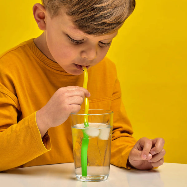 Kikkerland Kidoki Wiggly Worm Colour-Changing Straws 6pk