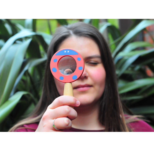 House of Marbles Natural Discovery Wooden Magnifying Glass
