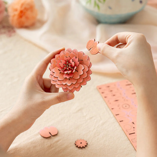 Robotime Rowood DIY Wooden Flower Model Kit - Pink Dahlia