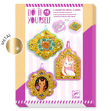 Djeco DIY Portrait Gallery Metal Frames Craft Kit - Cats