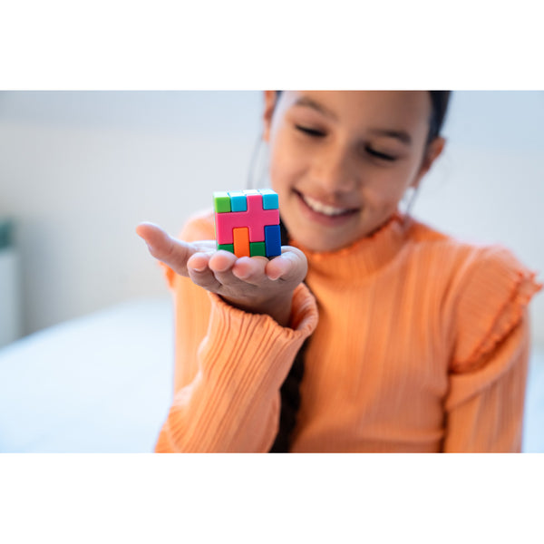 SmartGames IQ Quub