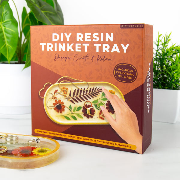 Gift Republic DIY Resin Trinket Tray Kit