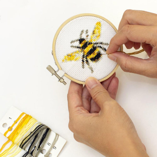 Kikkerland Mini Cross Stitch Embroidery Kit - Bee