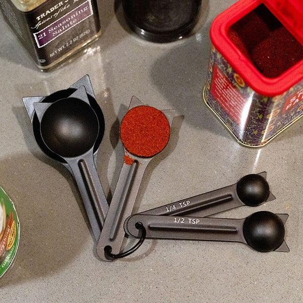 Kikkerland Cat Measuring Spoons Set of 5