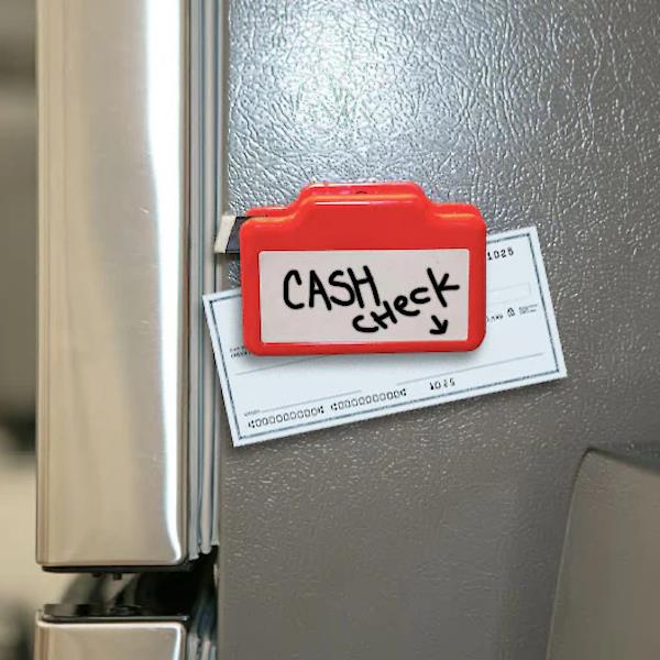 Kikkerland Magnet Dry Erase Clip