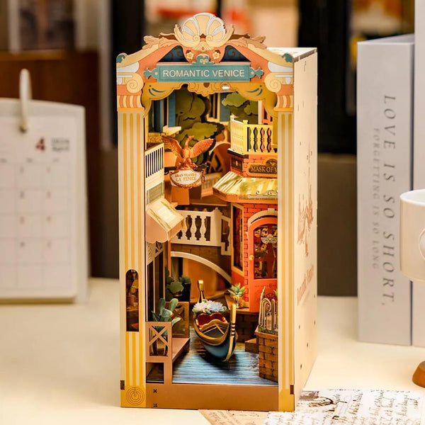 Robotime Rolife DIY Mini Book Nook Kit - Romantic Venice