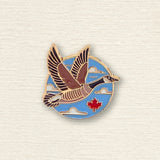 Northern Icons Canada Enamel Pin – Canada Goose In Flight Souvenir Gift
