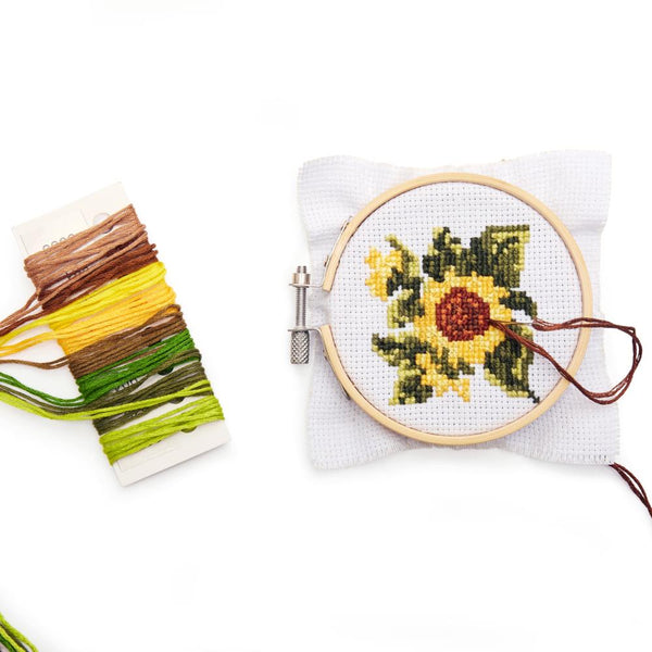 Kikkerland Mini Cross Stitch Embroidery Kit – Sunflower